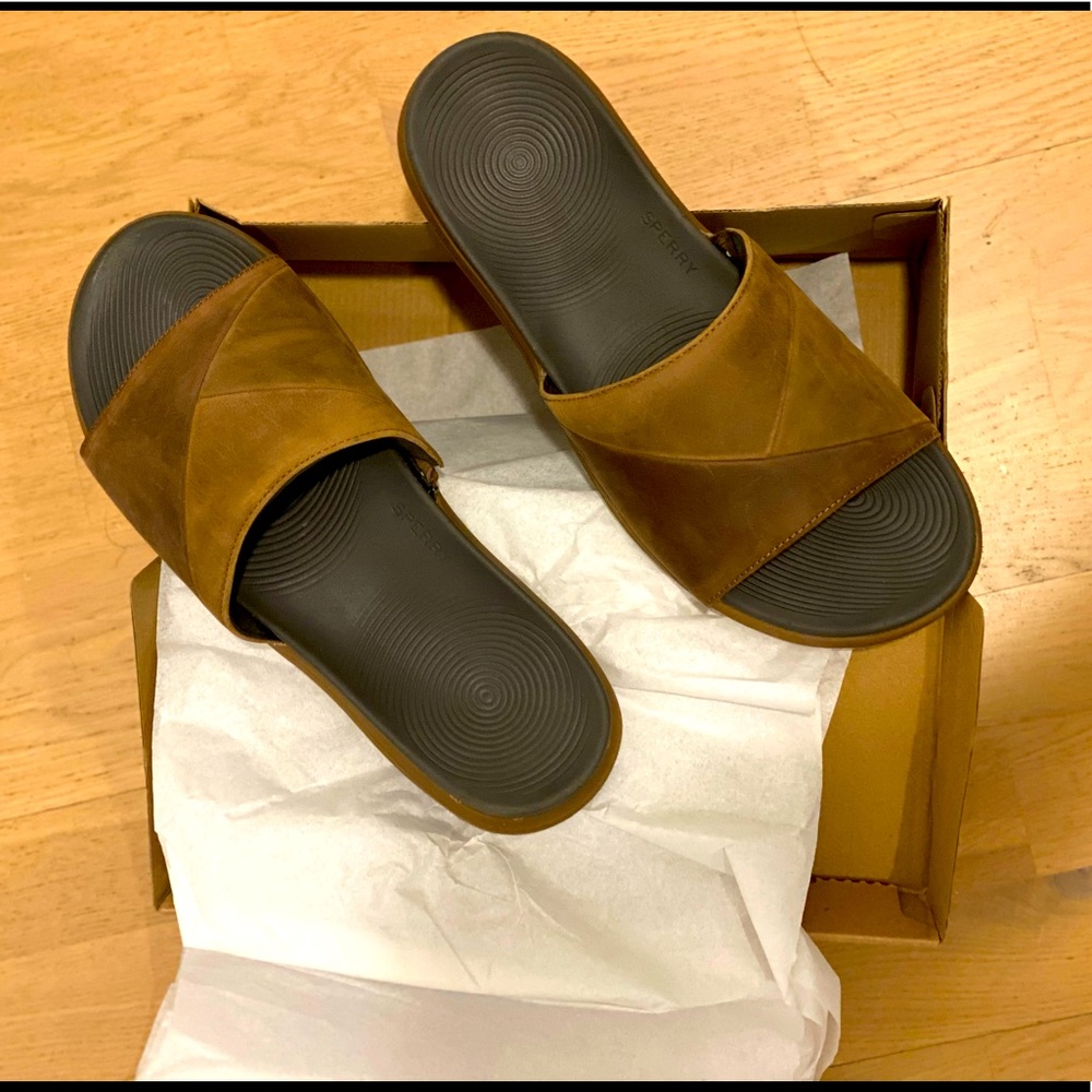Sperry Regatta Slide